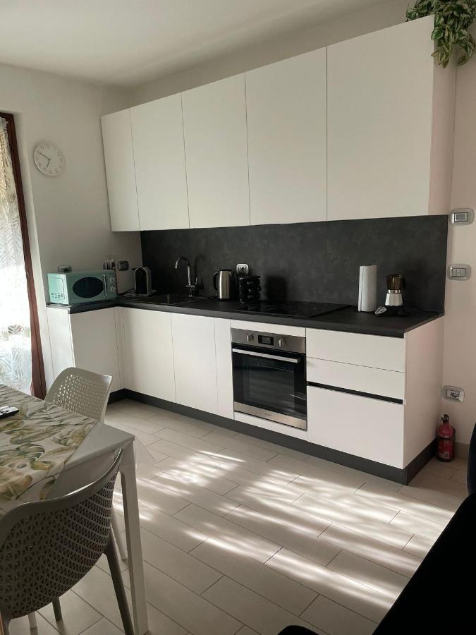 Casa Vacanze Collina Del Lago Pastrengo Zewnętrze zdjęcie